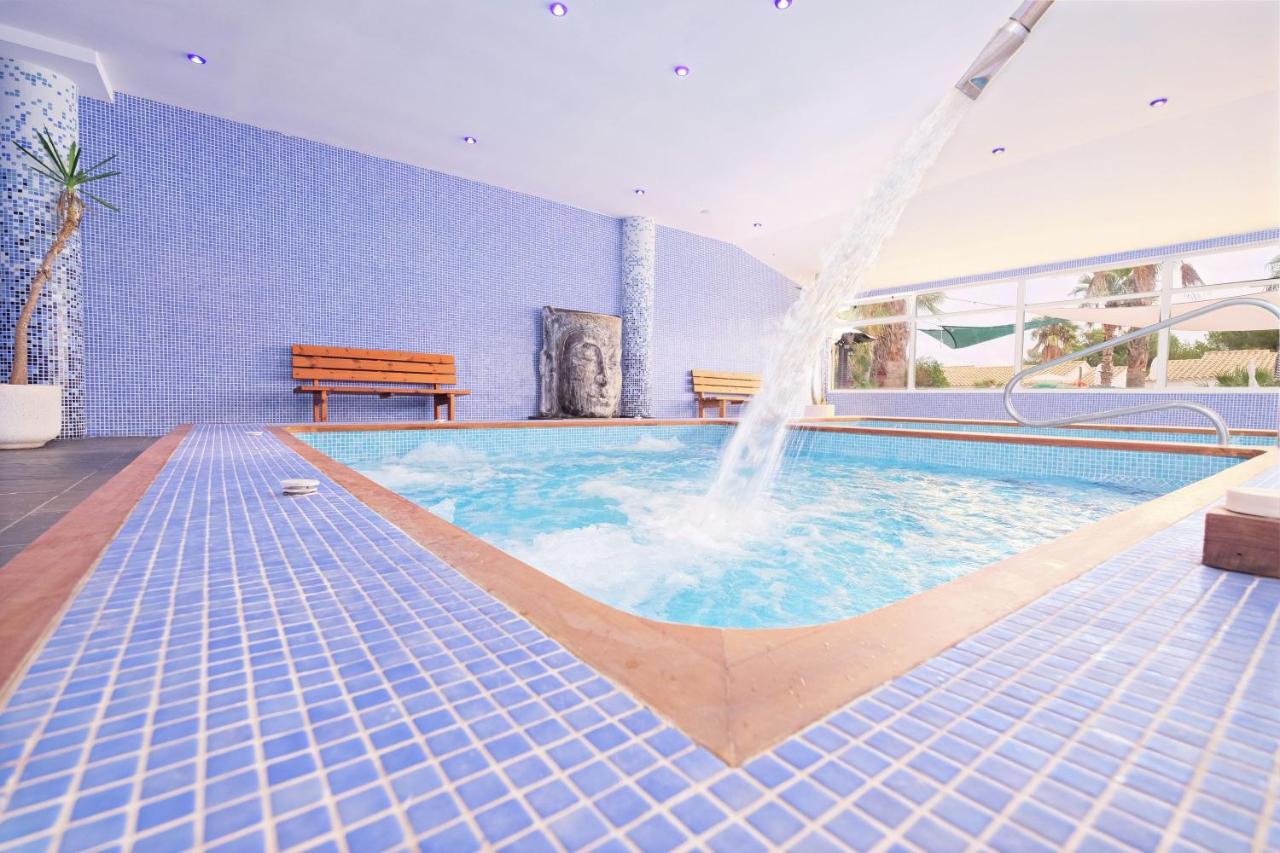 Hotel Moon Dreams Marina Parc Na Macaret المظهر الخارجي الصورة